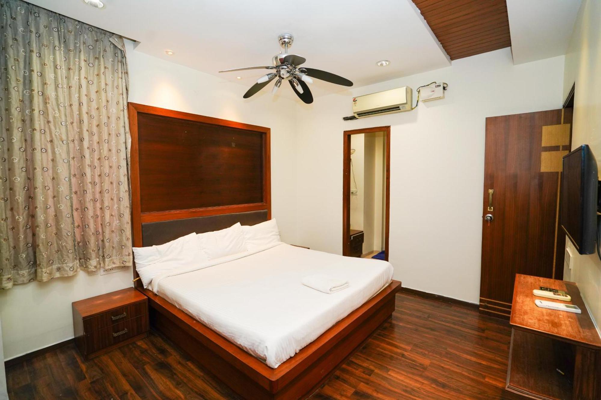 Golden Villa - Duplex House With Private Theater - Near To Alipiri And Bhudevi Ttd Ticket Counter And Kapilateertham Tirupati Exterior photo