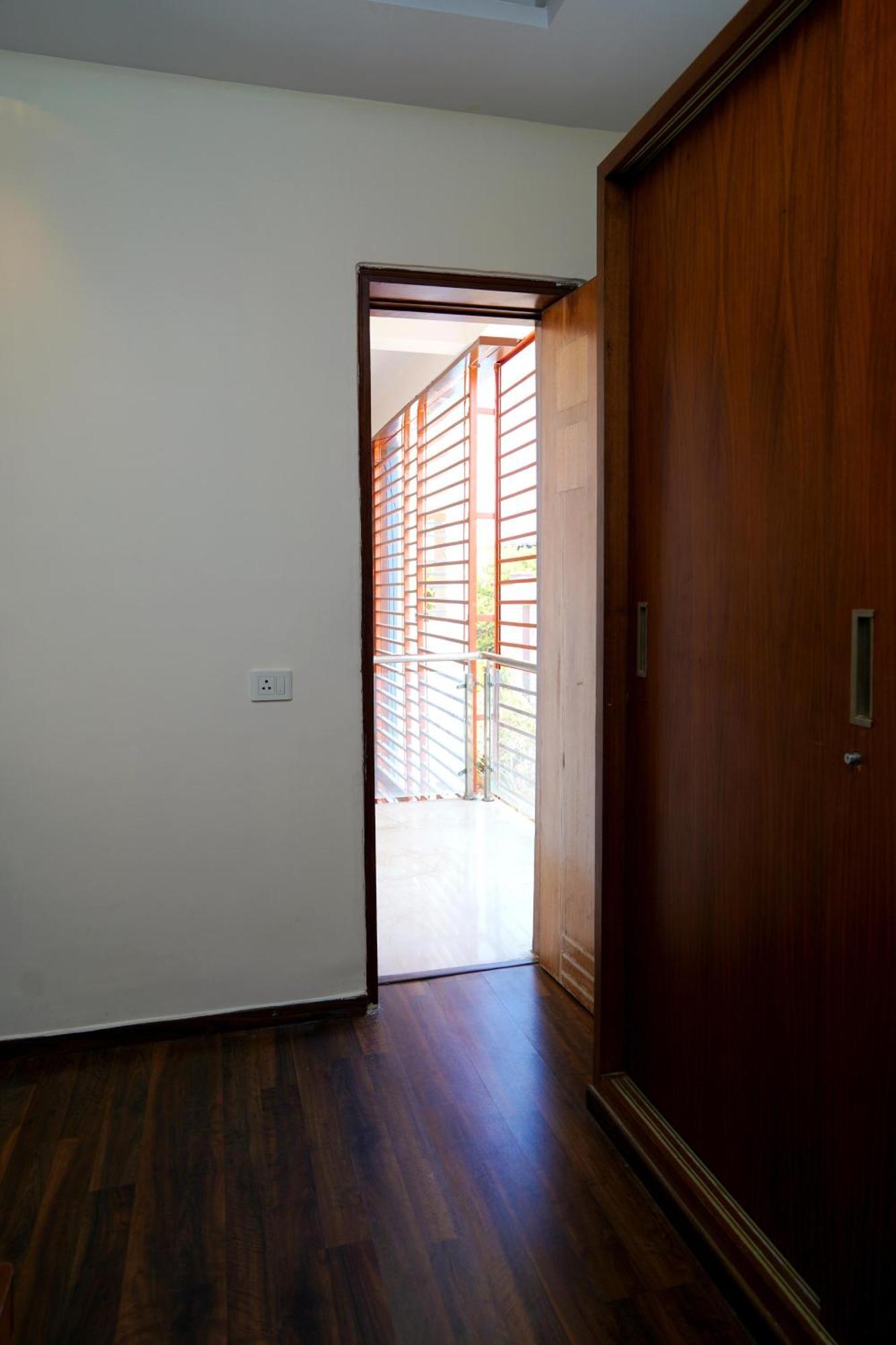 Golden Villa - Duplex House With Private Theater - Near To Alipiri And Bhudevi Ttd Ticket Counter And Kapilateertham Tirupati Exterior photo